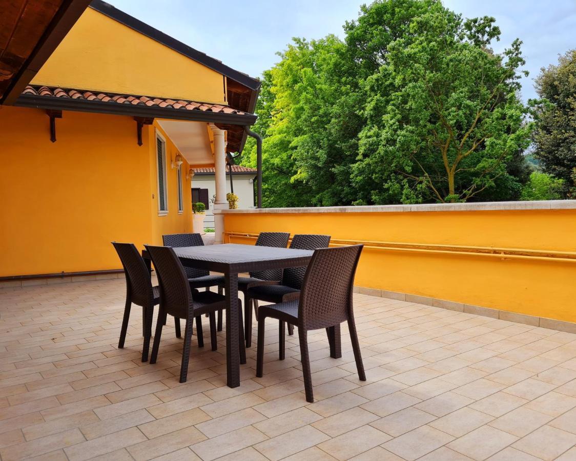 Апартаменты Casa Colonna Монтегротто-Терме Экстерьер фото